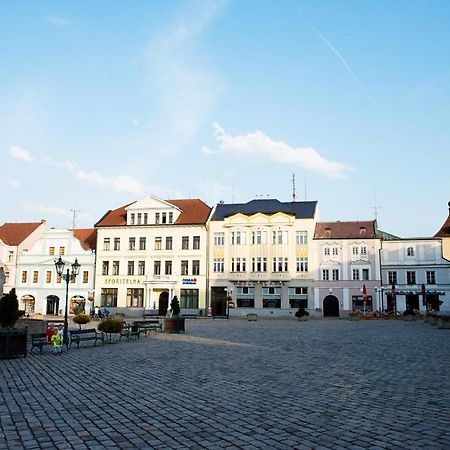 Hotel Slávie Pelhřimov Exterior foto